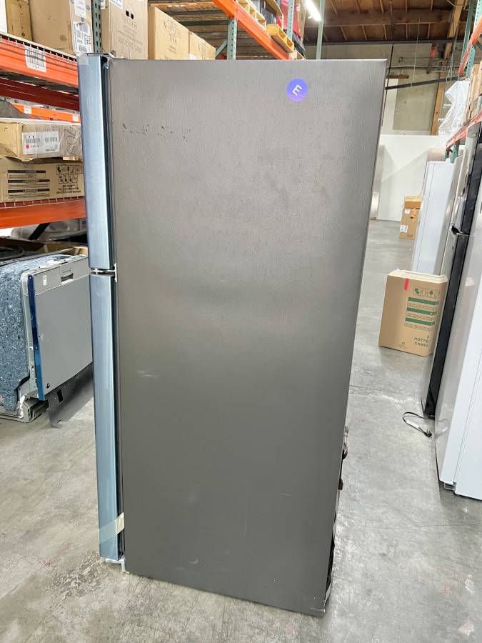 30 INCH GE GTE19JSNRSS Top Freezer Refrigerator 19.2 Cu. Ft., Reversible Hinges, Adjustable Full-Width Glass Shelves, * New Open Box * Energy Star, Sabbath, ADA Compliant, Stainless Steel