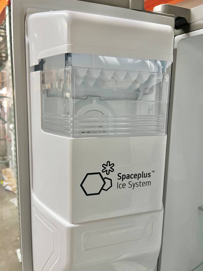 36 INCH LG LRSOS2706S Side by Side Refrigerator  Freestanding Smart  27.1 Cu. Ft.,  Edge-to-Edge Insta View, Dual Ice Maker, UV nano Dispenser,  Cool Guard Panel, ADA Compliant, ENERGY STAR  Print Proof Stainless Steel  * New Open Box *