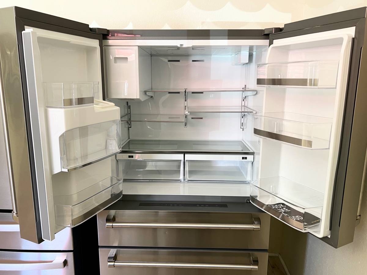 36 INCH Thor Kitchen TRF3601FD Counter Depth French Door Refrigerator * New Open Box  21.6 cu.ft., Ice Water Dispenser, Counter Depth, Triple-Tech Cooling System, Crisper Drawers, Super Freezing and Cooling Function, ENERGY STAR