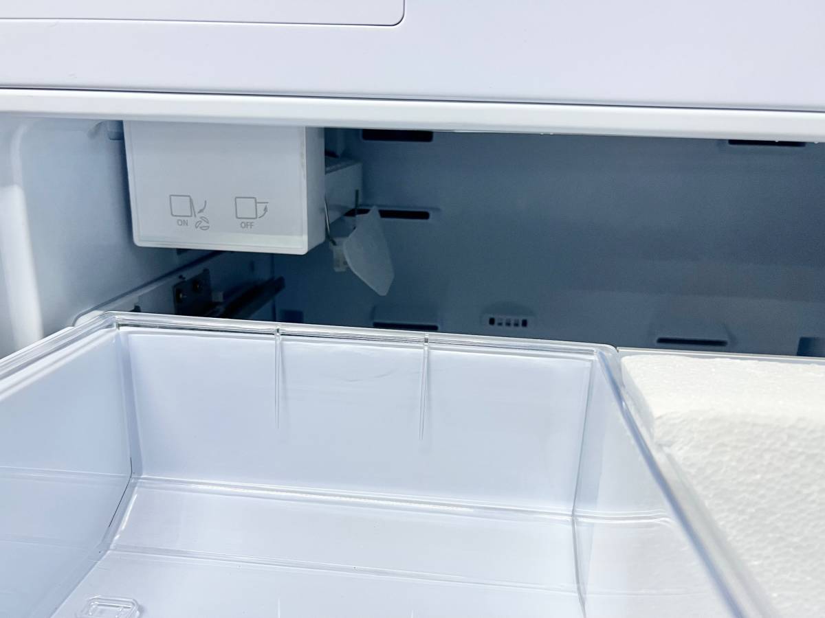 30 INCH Bertazzoni REF30BMBZPNV Panel Ready Built In Refrigerator * New Open Box * 84 Inch Bottom Freezer , Ice Maker , Internal Water, LED Touch, ADA Approved, Energy Star