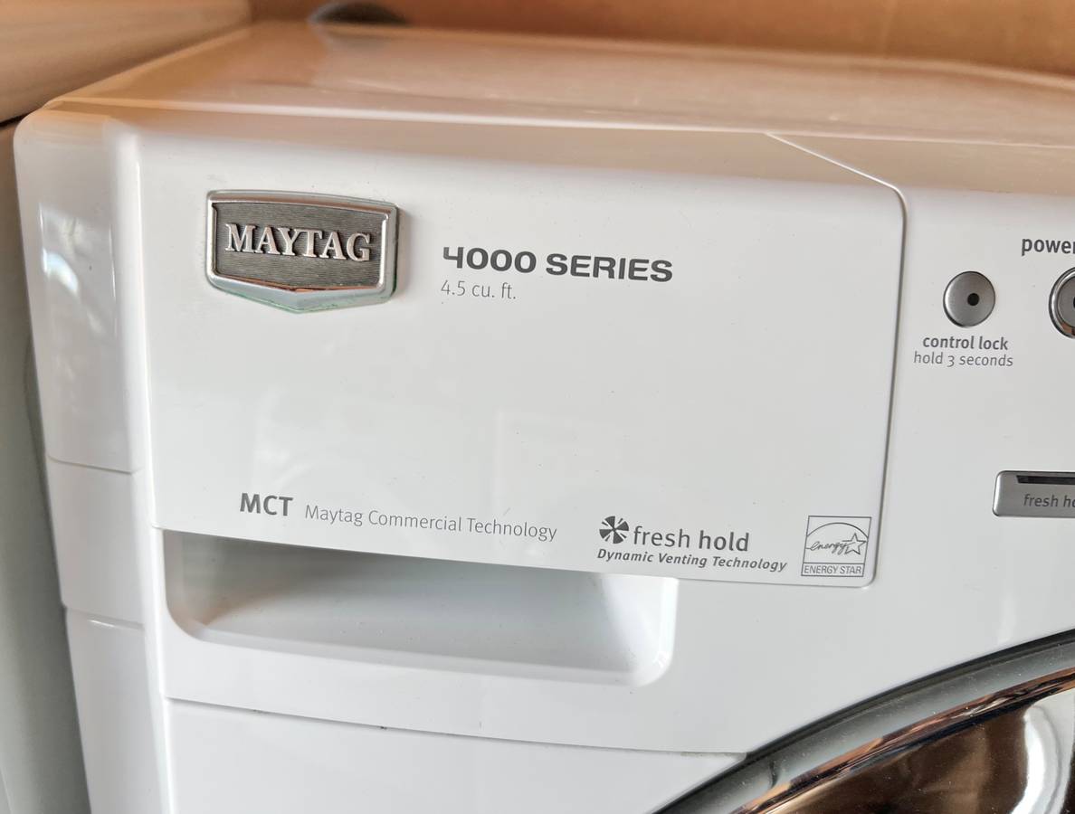 27 INCH Maytag Performance Series MHWE450WW Front-Load Washer White, Used Condition