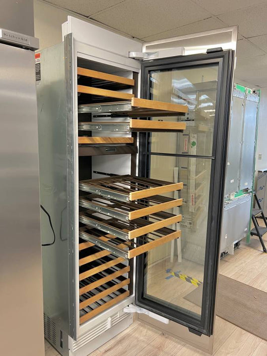 24 INCH SUBZERO Smart Wine Storage 102 Bottle , 15 Cherrywood-Faced Shelves, Dual Temperature Zones , Star-K Certified , Sabbath Mode, Digital Touch Sensor Control Panel , Right Hinge Door , Counter Depth , Built In * NEW OPEN BOX