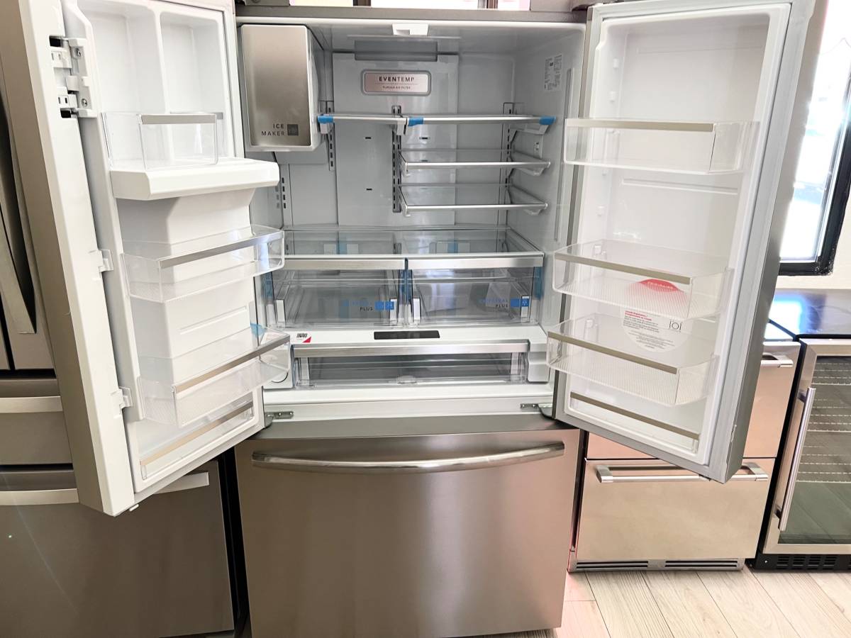 36 INCH Frigidaire GRFS2853AFA French Door Refrigerator * New Open Box 27.8 CU Ft , Gallon Door Bins, Crispers , Dual Ice Maker , PurePour Water Filter , PureAir Ultra II Air Filter , Energy Star Certified , Stainless Steel .