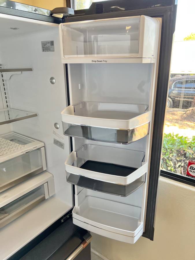 36 Inch GE Cafe CYE22TP3MJD1 Counter Depth French Door Refrigerator * New Open Box * Smart Refrigerator  22.2 Cu. Ft., Precise Fill, TwinChill Evaporators, Wi-Fi, Hot Water Dispenser, ADA  ENERGY STAR,Matte Black  Brushed Stainless Handles