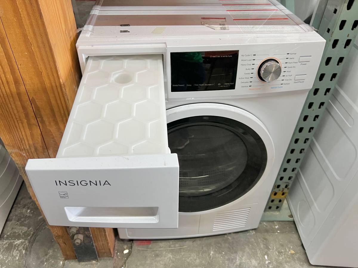 24 INCH Insignia 4.4 Cu. Ft. Stackable Electric Dryer Ventless *New Open Box * White , 16 Cycle , Ventless , Energy Star Certified , Damp Dry Signal , LCD Screen with Knob , 4.4 CU FT ,