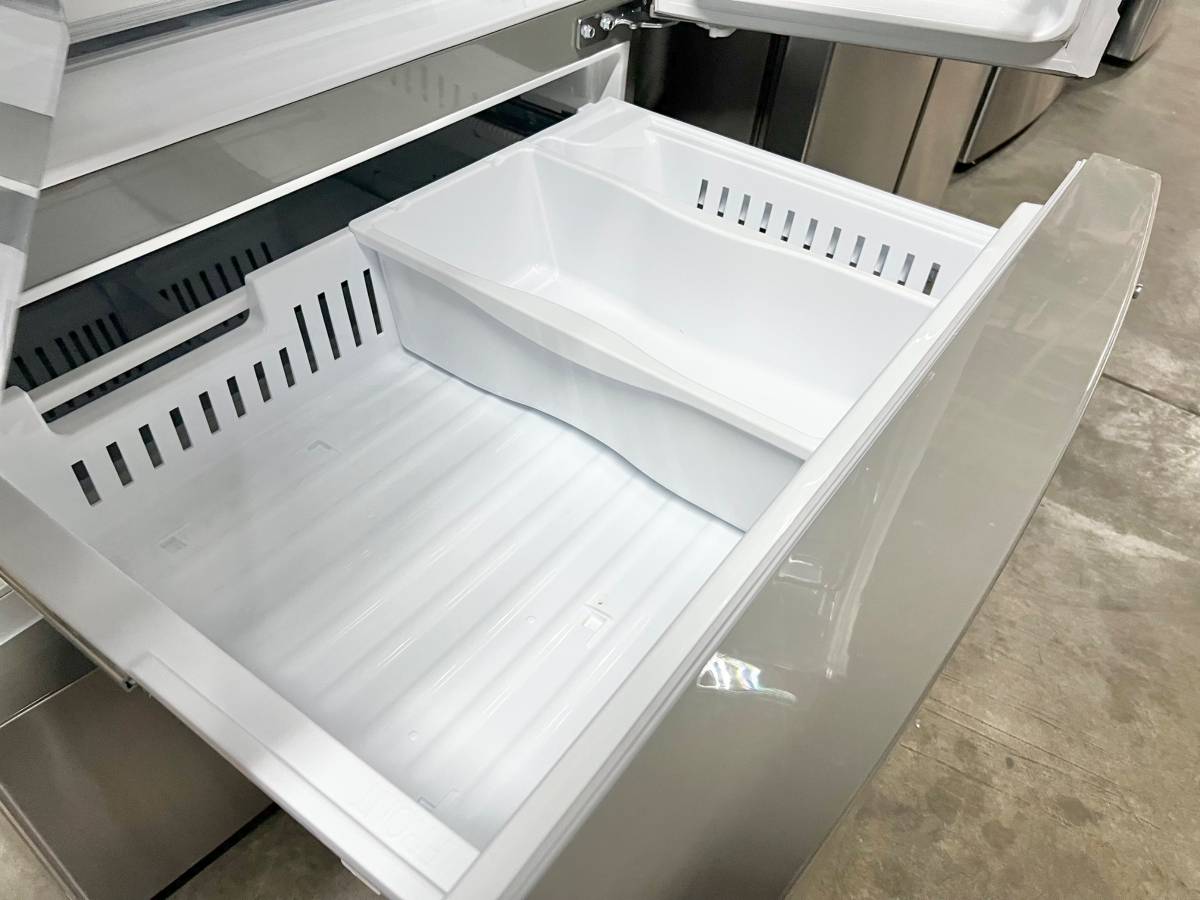 36 INCH LG LMXS28626S 4-Door French Door Refrigerator * New Open Box  27.8 cu. ft.,  PrintProof Finish, Smart Cooling System,  Slim Space Plus Ice System, ENERGY STAR  Stainless Steel