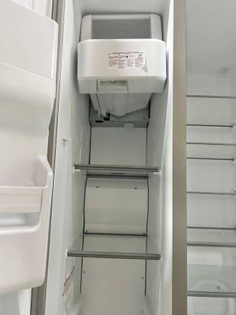 36 Inch Whirlpool Side by Side Refrigerator New Open Box *Refrigerator 24.55 Cu. Ft. , Can Caddy, Frameless Glass Shelves, External Ice and Water Dispenser, EveryDrop Water Filtration, ADA Fingerprint Resistant Stainless Steel