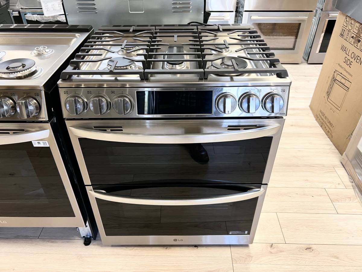 30 INCH LG LTGL6937F Slide-In Gas Range 5 Burners, Double Oven. * New Open Box ProBake Convection, Air Fry, EasyClean, SmoothTouch Glass Controls, WideView Window, Wi-Fi Connectivity, ThinQ Technology , UltraHeat Burner Print Proof Stainless Steel .