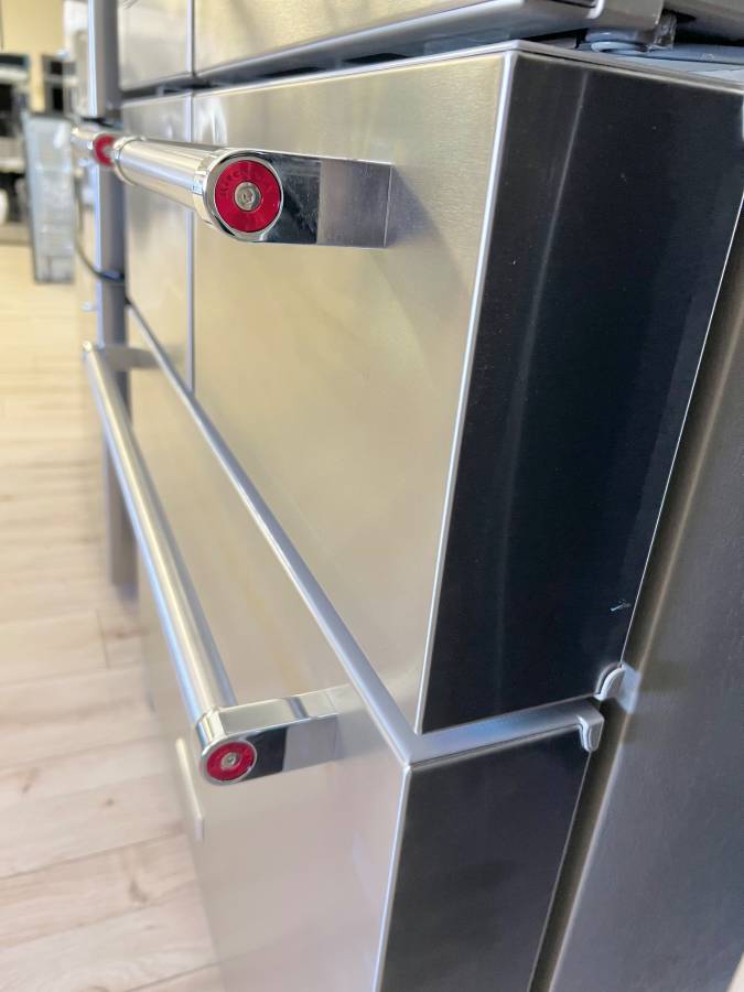 36 INCH KitchenAid KRMF706ESS 5-Door French Door Refrigerator * New Open Box *Freestanding 5-Door French Door Refrigerator 25.8 cu. ft., 5 Shelves, 2 Soft-Close Drawers, Exterior Ice and Water Dispenser, LED Lighting Sabbath Stainless Steel
