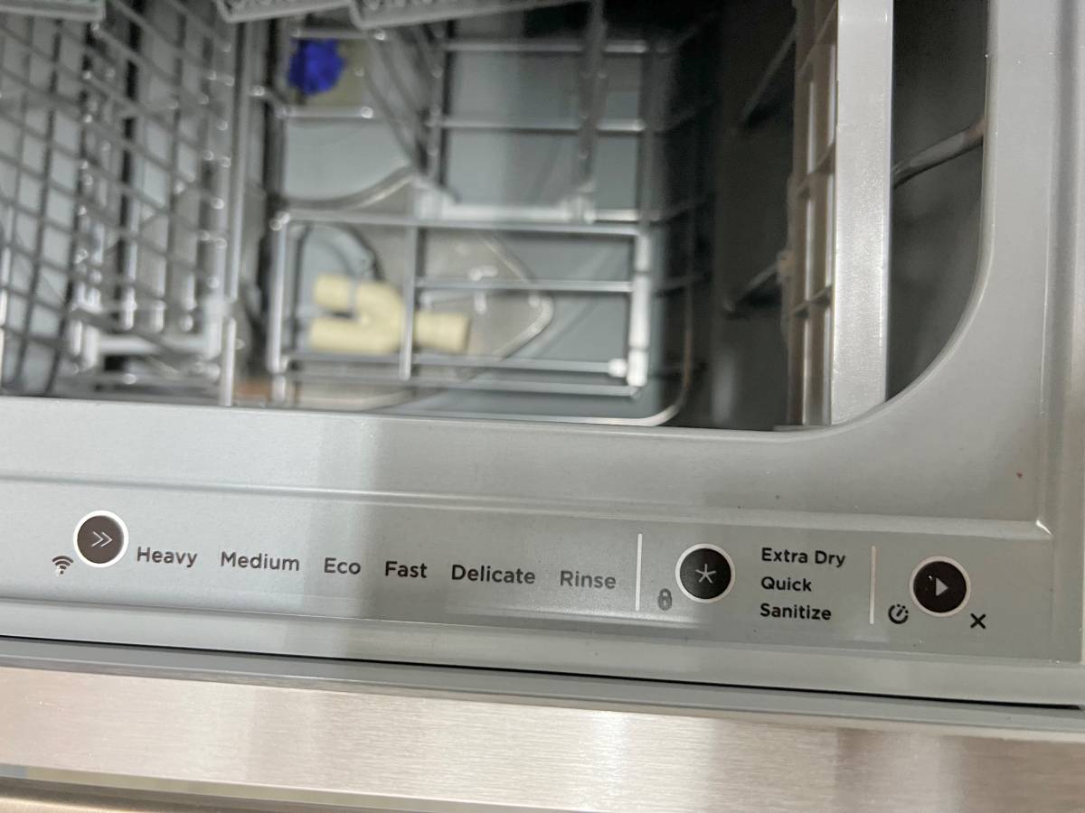 24 INCH Fisher & Paykel Professional DD24DV2T9N * New Open Box * Dishwasher Full Integrated Double Dishdrawer , 14 Place Setting ,Sanitize , Round Flush Handles , Energy Star Certified , Stainless Steel .