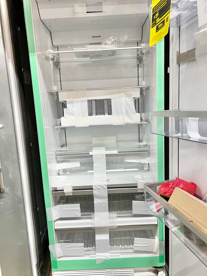 30 Inch THERMADOR T30IR900SP Panel Ready Refrigerator Column 16.8 Cu. Ft. * New Open Box *