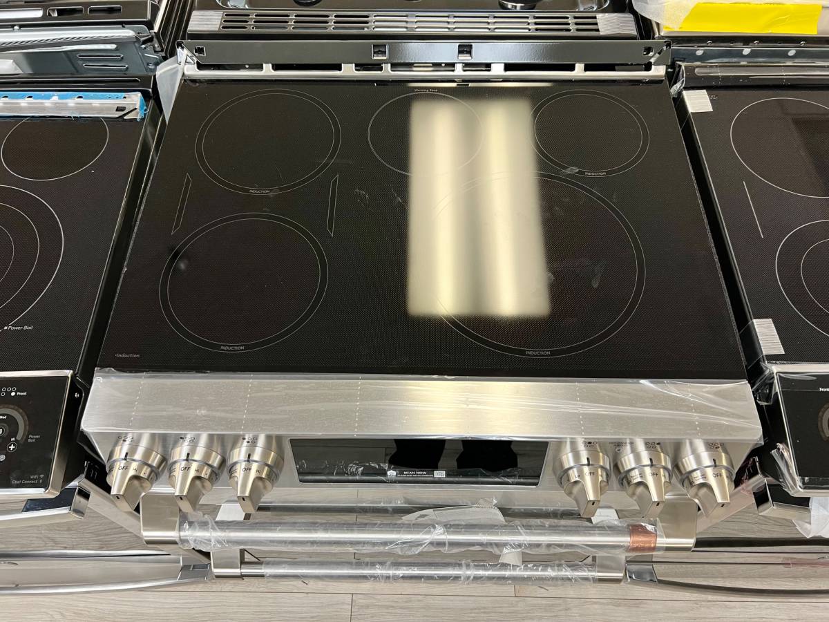 30 INCH GE Cafe CHS950P2M8S1 Induction Range AIR FRY Convection * New Open Box * Stainless Slide In Induction Electric Glasstop Range , Convection Oven , Air Fry , Steam Clean, Self Clean