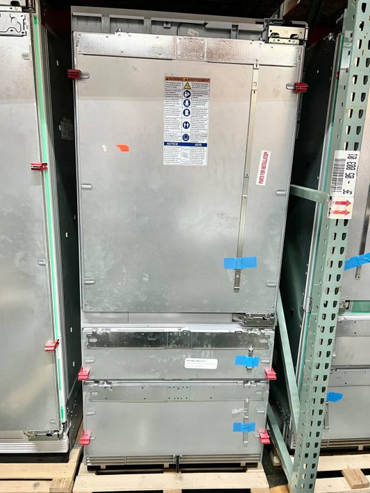 36 INCH Thermador Freedom  T36IB100SP Panel Ready Built-In Bottom Mount Smart Refrigerator 19 cu. ft. , Therma Flex Drawer, Full-Color Touchscreen Display, Gallon Bins, LED Theater Lighting, Internal Water Dispenser, Ice Maker, ENERGY STAR * New Open Box