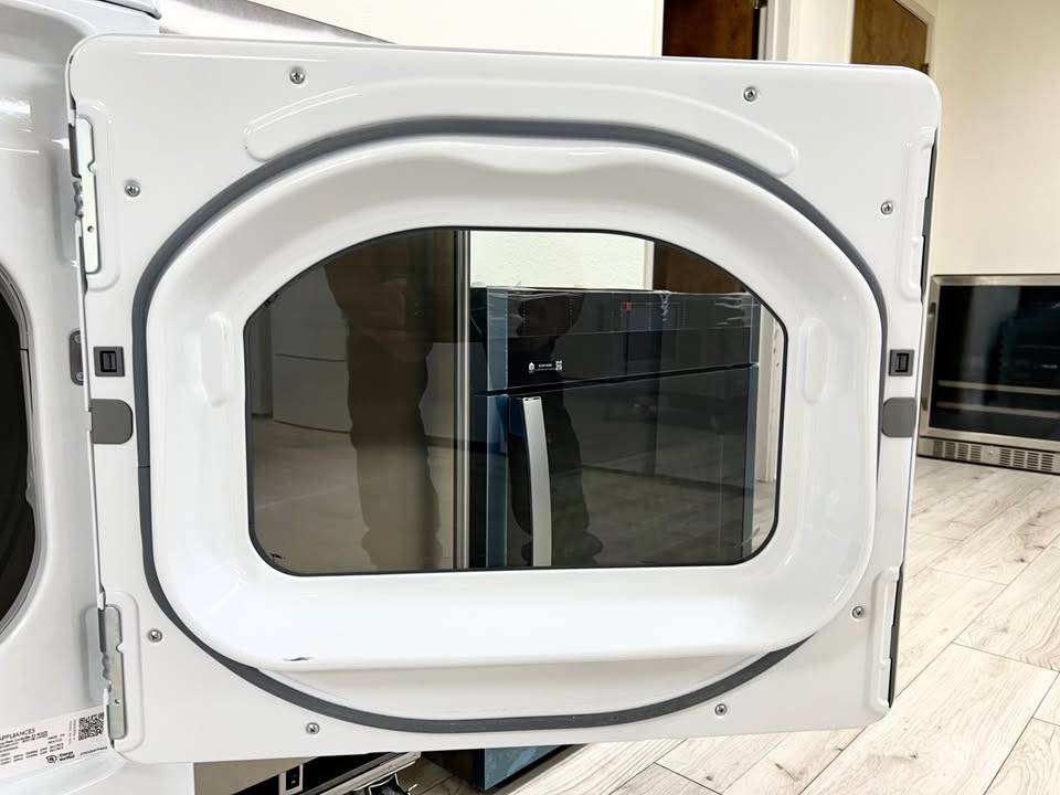 27 INCH GE Profile PTD60EBSRWS Electric Dryer 7.4 Cu. Ft. Sanitize Built-In WiFi Powered by SmartHQ, Washer Link, Sanitize Cycle, My Cycle, Quick Dry, Sensor Dry, Eco Dry, * New Open Box * Energy Star, White .