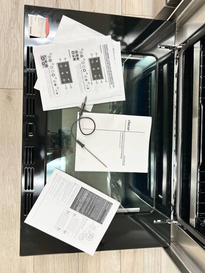 36 INCH Dacor Contemporary DOP36C86DLS Freestanding Dual Fuel Smart Steam Range with 6 Sealed Burners, 4.8 cu. ft. Oven Capacity, and Four-Part Pure Convection: Silver Stainless Natural gas Or Propane LP