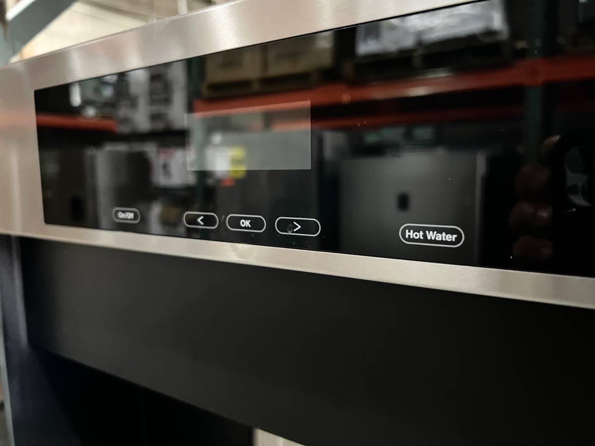 24 INCH Miele CVA4066 Built-in Coffee Maker Plumbed In * NEW * Open Box
