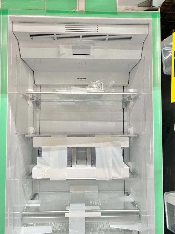 30 Inch THERMADOR T30IR900SP Panel Ready Refrigerator Column 16.8 Cu. Ft. * New Open Box *