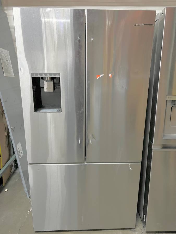 36 INCH Bosch 500 Series B36CD50SNS French Door Refrigerator * New Open Box *. Freestanding French Door Smart Refrigerator 21.6 Cu. Counter Depth, Ice Water, Ice Maker, Ultra Clarity Pro, Air Fresh, Home Connect, ENERGY STAR , Stainless Steel