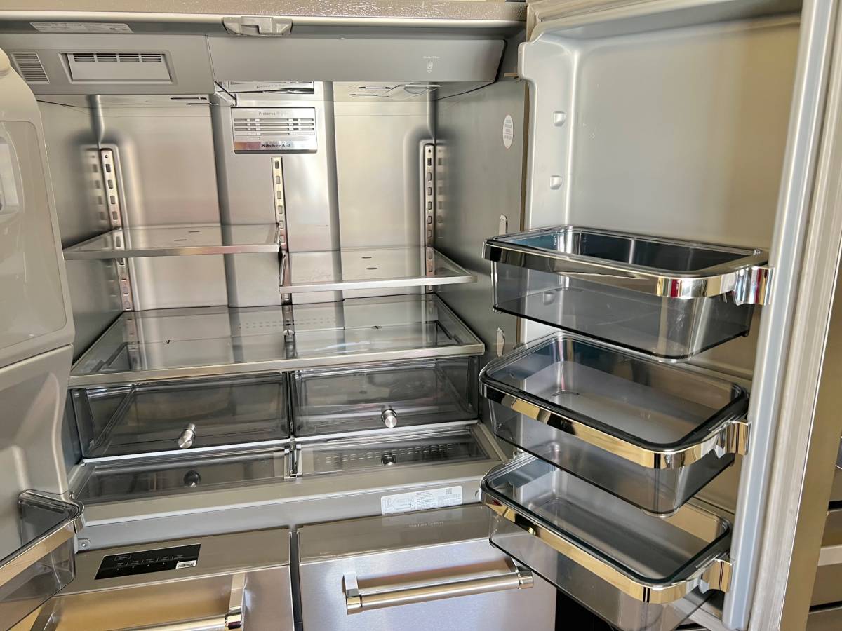 36 INCH KitchenAid KRMF706ESS 5-Door French Door Refrigerator * New Open Box *Freestanding 5-Door French Door Refrigerator 25.8 cu. ft., 5 Shelves, 2 Soft-Close Drawers, Exterior Ice and Water Dispenser, LED Lighting Sabbath Stainless Steel