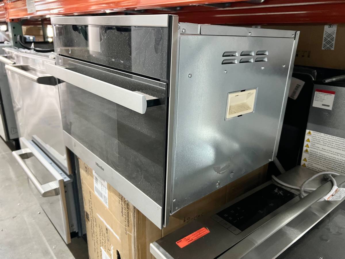 24 INCH Miele DG6600 Single Electric Steam Oven , European Convection * New Open Box * Stainless MasterChef , MultiSteam , Temperature Probe , XL Cavity , PerfectClean Finish , Sensor Tronic Controls , Silhouette Handle, Sabbath Mode, Clean Touch Steel