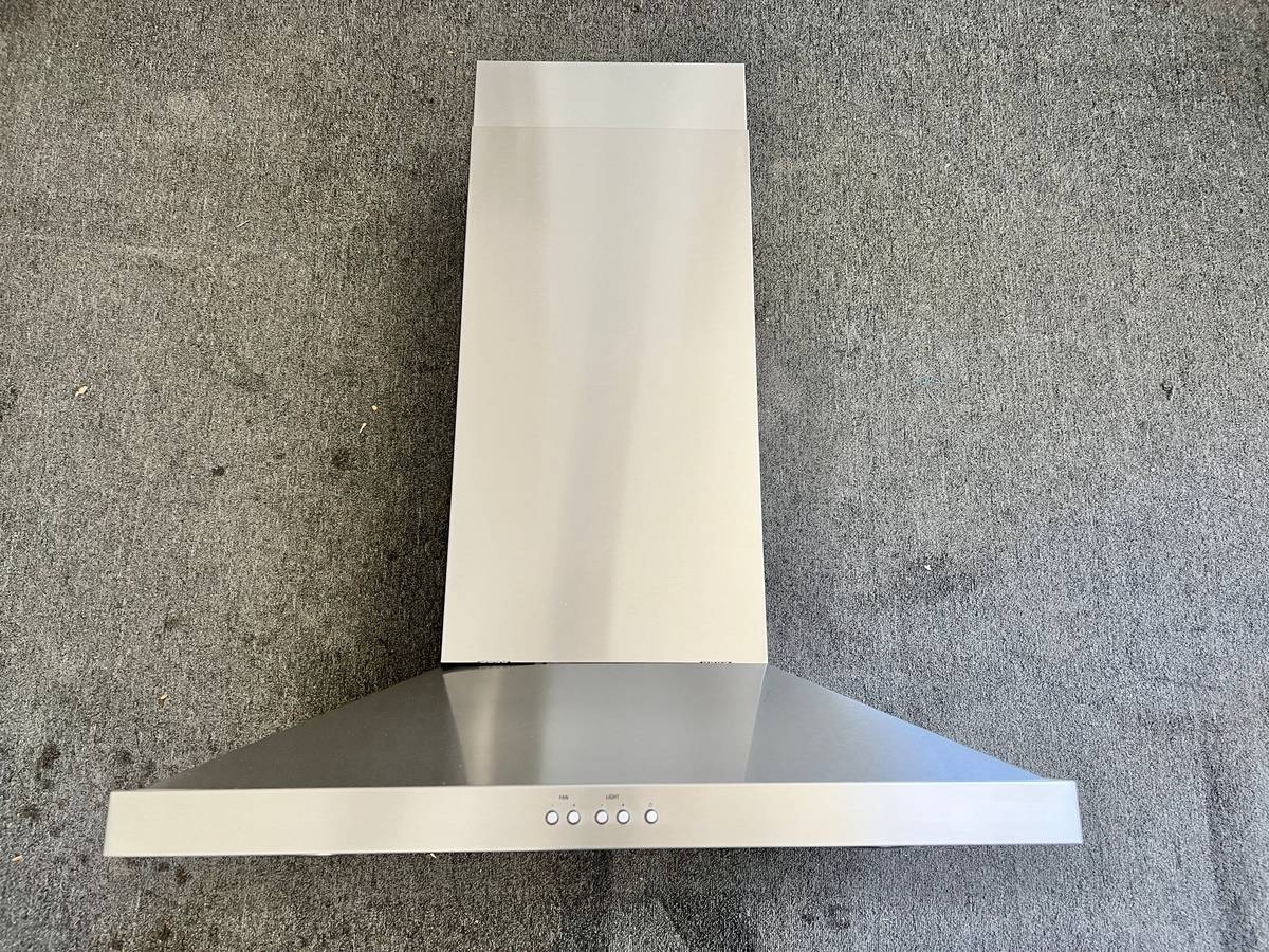 30 INCH GE Monogram ZVW8301SWSS Wall Mount Chimney Range Hood 4-Speed 400 CFM Blower, Halogen, Recirculating-Ready Design Dishwasher-Safe Filters * New Open Box * Stainless Steel