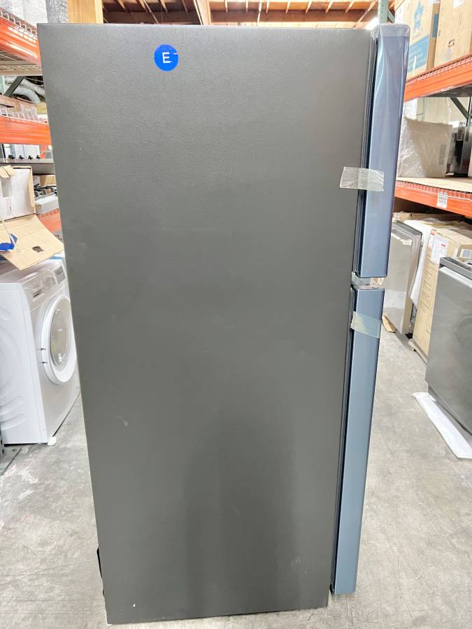 30 INCH GE GTE19JSNRSS Top Freezer Refrigerator 19.2 Cu. Ft., Reversible Hinges, Adjustable Full-Width Glass Shelves, * New Open Box * Energy Star, Sabbath, ADA Compliant, Stainless Steel