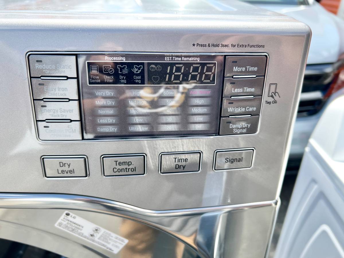 27 INCH LG DLGX4271V 7.4 cu. ft. Gas Dryer Graphite Pedestal Included  , Used Condition , Steam