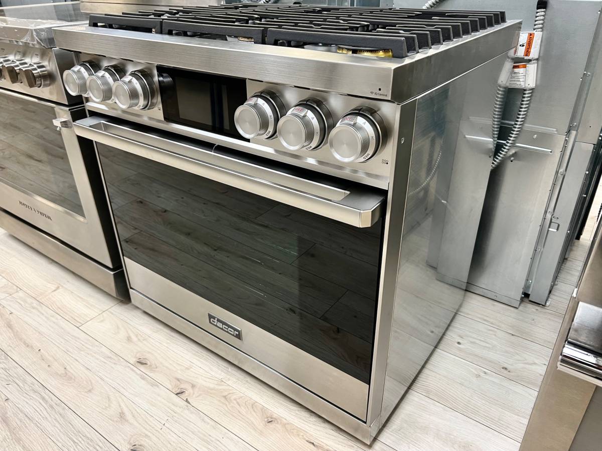 36 INCH Dacor Contemporary DOP36C86DLS Freestanding Dual Fuel Smart Steam Range with 6 Sealed Burners, 4.8 cu. ft. Oven Capacity, and Four-Part Pure Convection: Silver Stainless Natural gas Or Propane LP