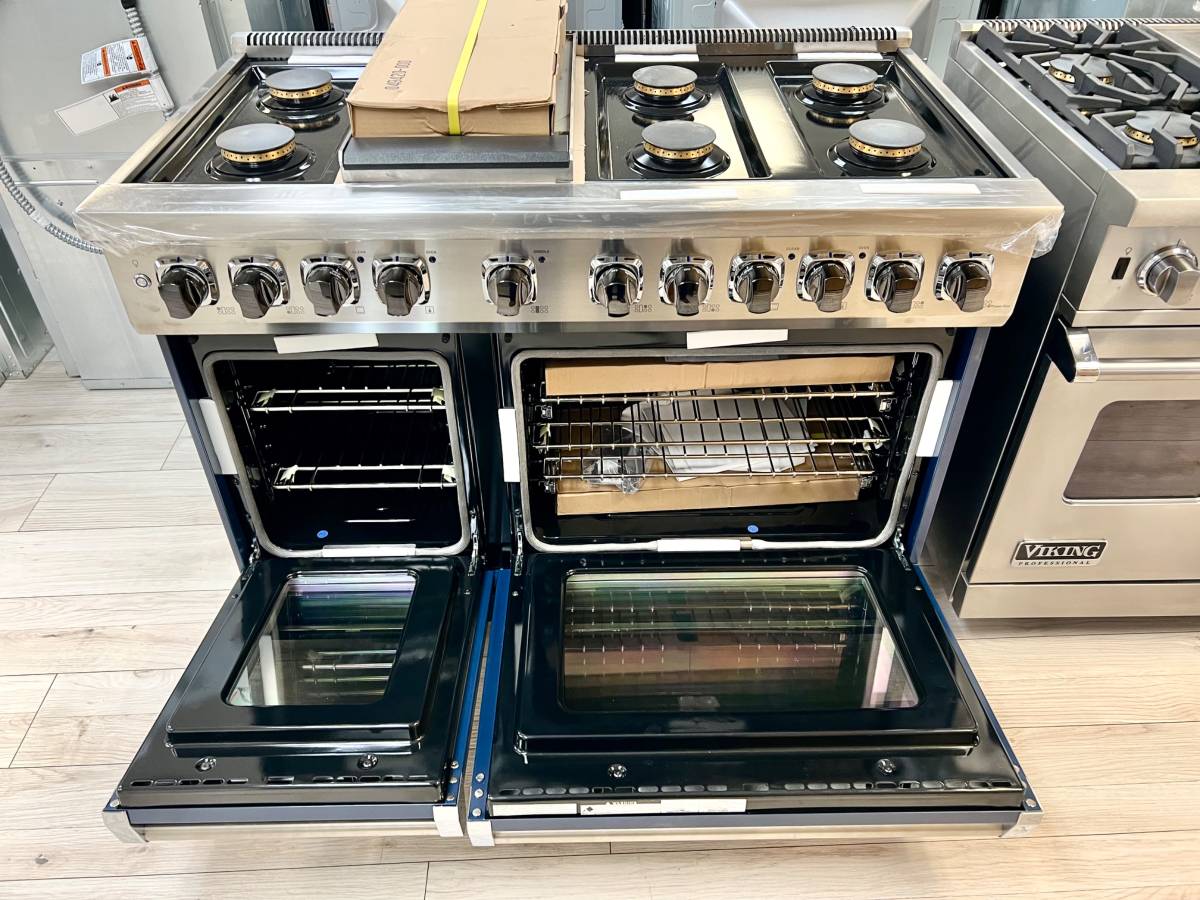 48 INCH Viking 5 Series VDR5486GSB Freestanding Professional Dual Fuel Range 6 Sealed Burners, Double Oven, 7.3 Cu. Ft. Total Capacity, Self-Clean, Vari Simmer Sure Spark Ignition, Griddle Slate Blue, Natural Gas , New Open Box