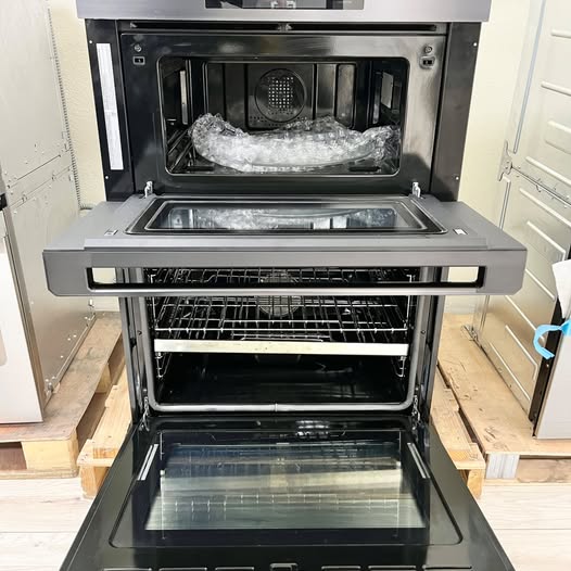 30 INCH Dacor DOC30M977DM Smart Electric Combination combo Wall Oven iQ Kitchen, Microwave Convection, GreenClean Self-Clean, Four-Part Dual Pure Convection, 1.9 cu. ft. Microwave, 4.8 cu. ft. Oven Steam Assist, Graphite Stainless * New Open Box