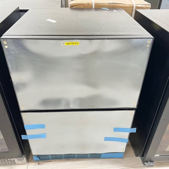 24 INCH Thermador T24UC905DP Built-In Under Counter Double Drawer Freezer Refrigerator 4.3 cu. ft. , Sabbath Mode Star K Custom Panel-Ready * New Open Box