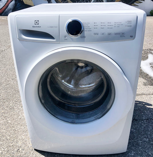 27 INCH Electrolux  ELFW7337AW Front Load Washer 4.4 Cu. Ft., LuxCare Wash System, Stainless Steel Drum, Child Lock, 7 Wash Cycles, Clean Washer, Delicates, Fast Wash, Heavy Duty, Delay Start Time, UL Listed, ENERGY STAR