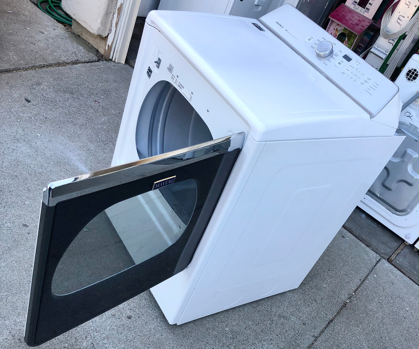 Maytag MEDB835DW 29 Inch Electric Dryer Heavy Duty, Sanitize Cycle, Wrinkle Prevent, ENERGY STAR, Used Condition