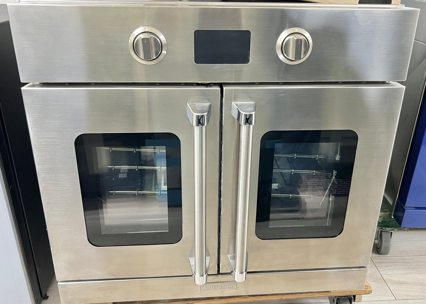 30 INCH BLUESTAR BSEWO30ECSD Single French Door Electric Wall Oven 4.5 cu. ft. Convection Oven, Eco-Friendly Continu Self-Clean, 12 Cooking Modes, Temperature Probe, Baking Stone, French Door Swing , Sabbath, Stainless Steel. new open box