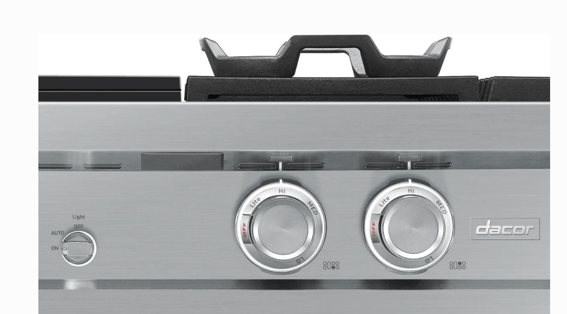 36 INCH Dacor Contemporary DTT36M974LS Gas Rangetop * New Open Box * 4 Sealed Burners, Continuous Grates, Auto Connected Hood, Simmer Sear Burners, Illumina Knobs, Electric Griddle , Stainless Steel, Natural Gas