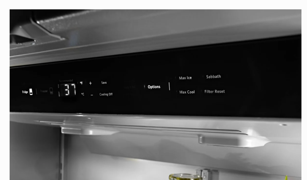 42 INCH KitchenAid KBFN502ESS Built-In French Door Refrigerator 24.2 cu. ft., 4 Glass Shelves, Preserva Food Care System, Automatic Ice Maker, Platinum Interior, LED * New Open Box * Door Open Alarm, Sabbath, ENERGY STAR Stainless Steel