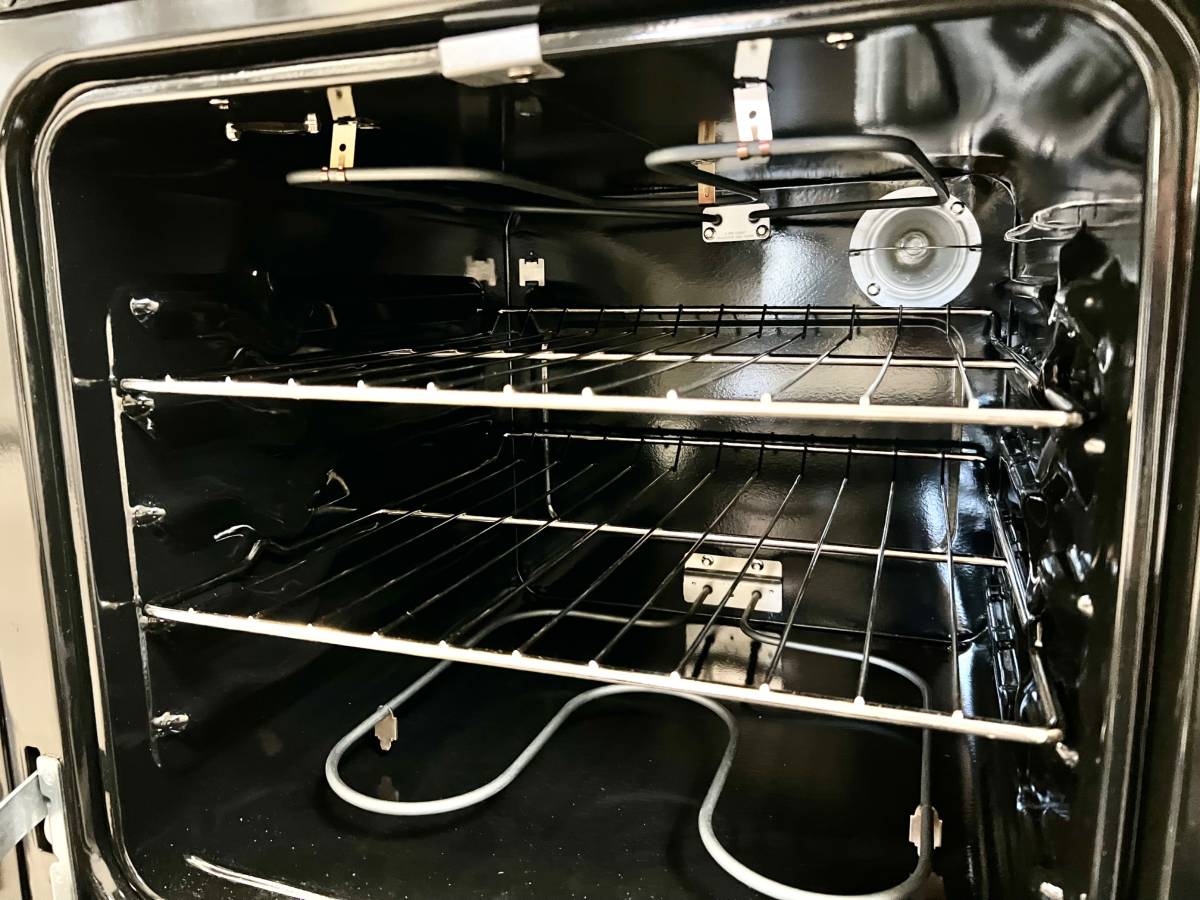 24 INCH GE JRP28SKSS Double Electric Wall Oven * New Open Box * Built In Stainless Steel , Clear View Windows , 30 AMP , Self Clean