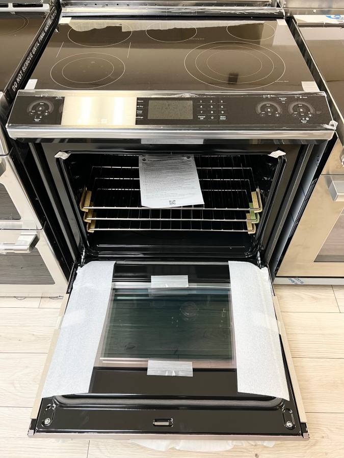 30 Inch GE Profile PSS93YP9FS Slide-In Electric Range New Open Box * 5.3 Cu Ft True Convection Oven , Storage Drawer ,  100 Warming Zone , Steam Clean , Wi-Fi ,  Adjustable Oven Racks ,  Fingerprint Resistant Stainless Steel .