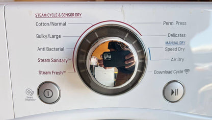 27 INCH LG Steam Dryer DLGX3371W  7.4 cu. ft. Gas Dryer White , Used Condition