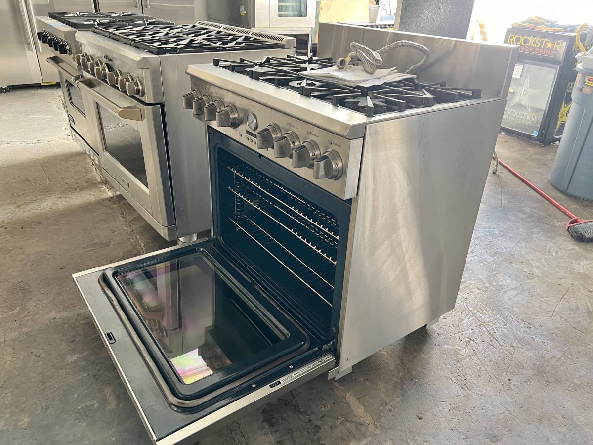 36 INCH Kenmore Professional 79079623700 , Dual Fuel Gas Range, 6 Sealed Burners , Convection Oven, in Stainless Steel , 220V