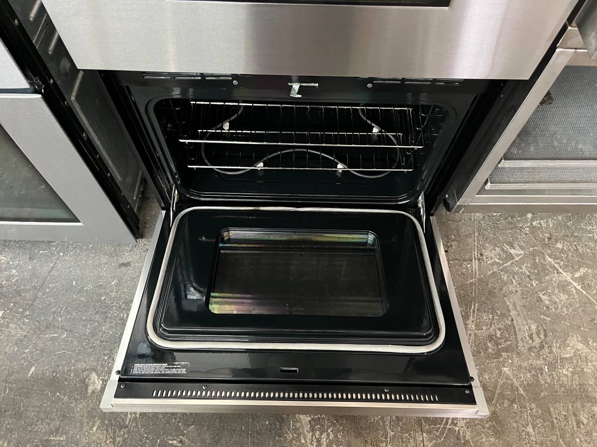 30 INCH DACOR Built In Double Wall Convection Oven Stainless Steel , Used condition