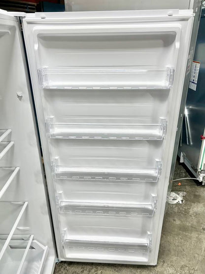 33 INCH Element EHUF21CECW Upright Convertible Freezer or Refrigerator - $850 (ApplianceRestore.com)
