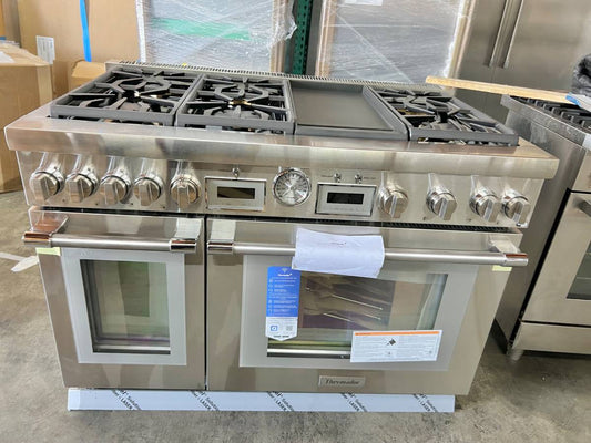 48 INCH Thermador Pro Grand Professional Series PRG486WDG * NEW * 6 Sealed Burners, Double Oven, 8.2 cu. ft. Total Capacity, Continuous Grates, Self-Clean, Non-Stick Griddle , Stainless Steel