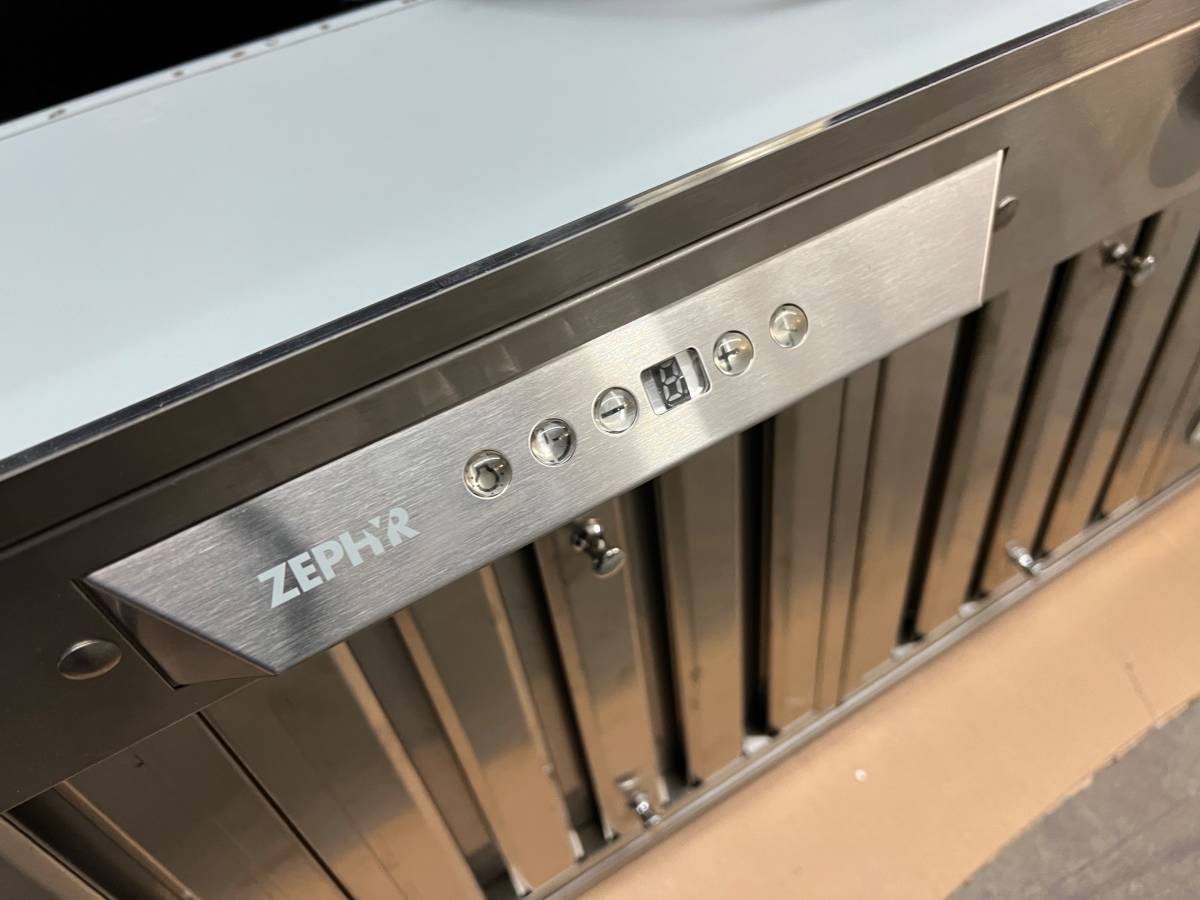 38 INCH Zephyr AK8300ASX Cabinet Insert Range Hood , 600 to 1000 CFM * New Open Box * Stainless Steel