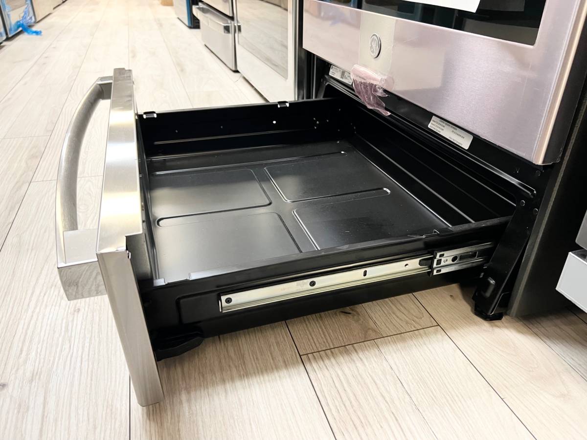 30 Inch GE Profile PSS93YP9FS Slide-In Electric Range New Open Box * 5.3 Cu Ft True Convection Oven , Storage Drawer ,  100 Warming Zone , Steam Clean , Wi-Fi ,  Adjustable Oven Racks ,  Fingerprint Resistant Stainless Steel .