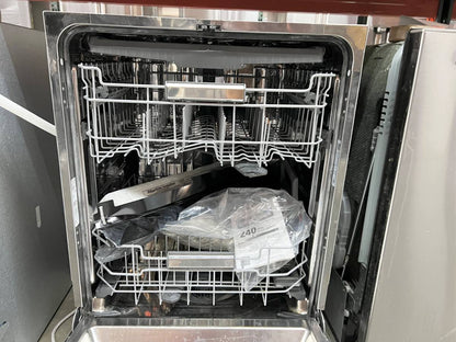 24 INCH GE MONOGRAM ZDT925SPNSS Fully Integrated Dishwasher Hard Food Disposer,  Quick Wash, Sabbath, LED, Deep Clean Silverware Jets,  Steam + Sani, 90+ Spray Jet Wash System Stainless Steel, Statement Handle .