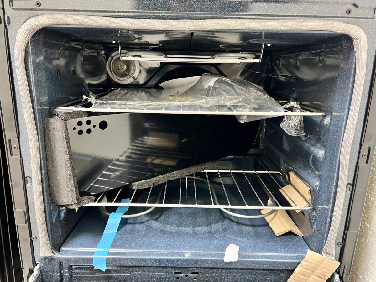 24 INCH GE JAS640RMSS Electric Range Smooth Glasstop * New Open Box * Freestanding Electric Range 4 Elements, Glasstop, Stainless Steel