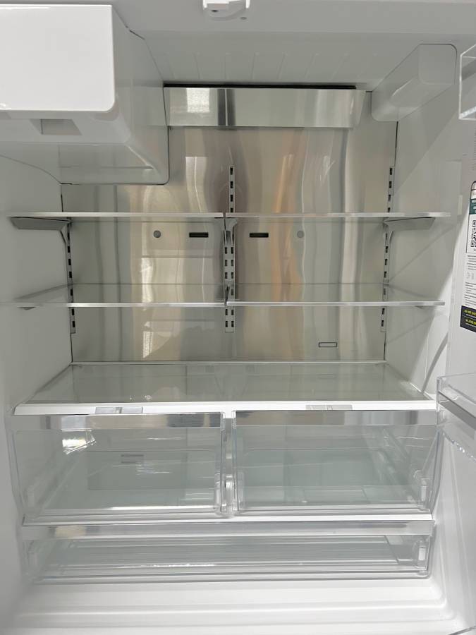 36 INCH Bosch 500 Series B36CD50SNS French Door Refrigerator * New Open Box *. Freestanding French Door Smart Refrigerator 21.6 Cu. Counter Depth, Ice Water, Ice Maker,  Ultra Clarity Pro, Air Fresh, Home Connect, ENERGY STAR , Stainless Steel