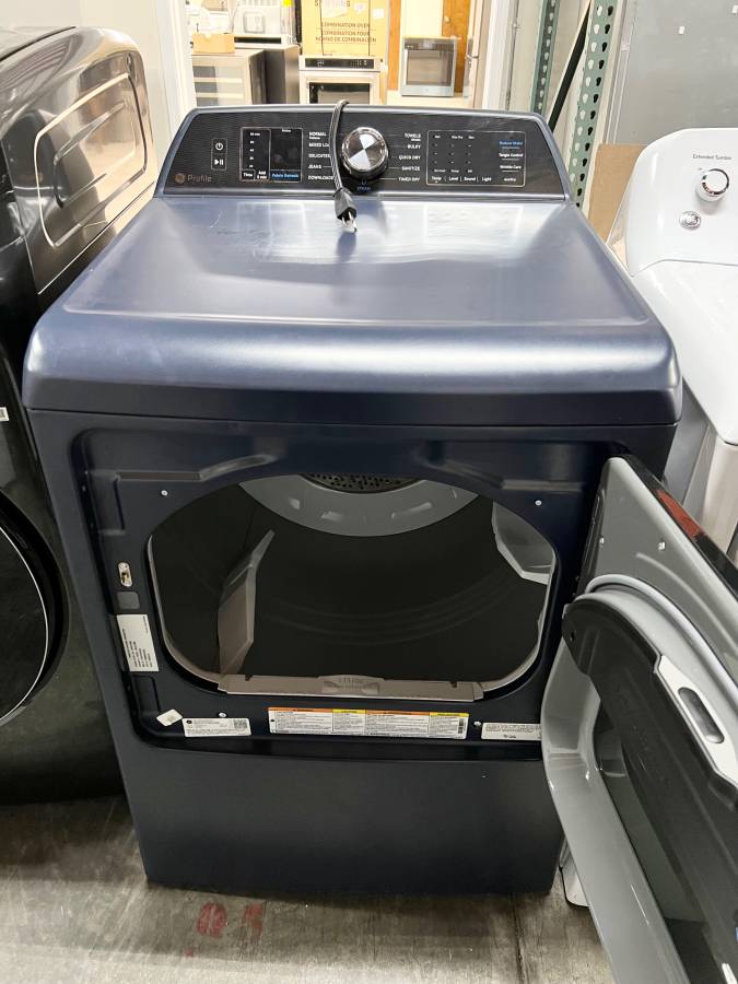 27 INCH GE Profile PTD90GBPT1RS Gas Dryer Sapphire Blue * New Open Box *