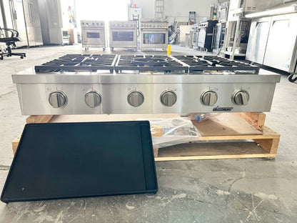 48 INCH Dacor  HRTP486SNG RangeTop with 6 Sealed Burners, Continuous Grates, Simmer Sear Burners, Perma-Flame, Illumina Knobs, Smart Flame, Griddle, New Open Box , Natural Gas